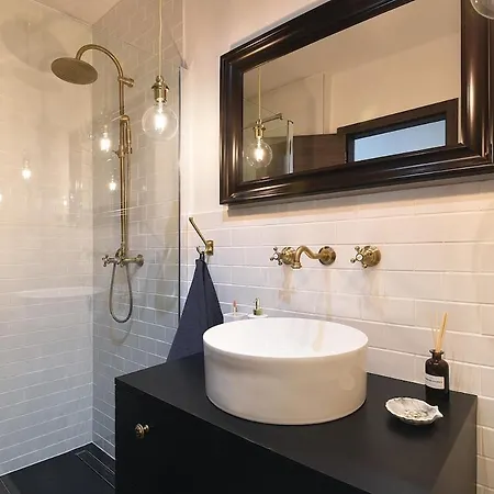 Апартаменты Splendeur - Modern With Private Parking *